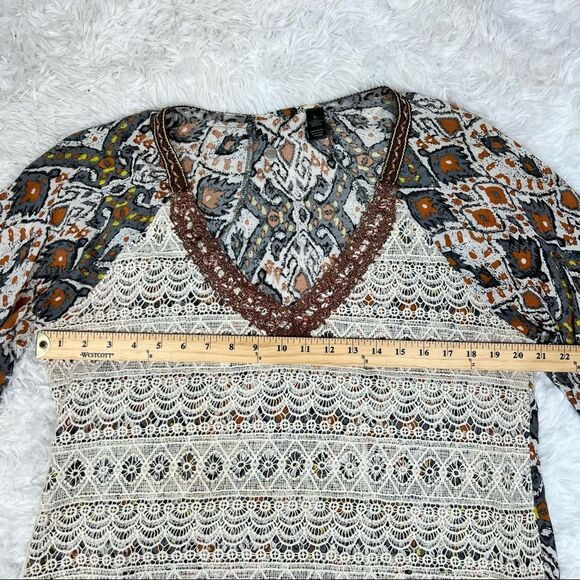 BKE Buckle Lace Over Lay Bohemian 3/4 Sleeve Top Womens Size Large - Picture 13 of 16